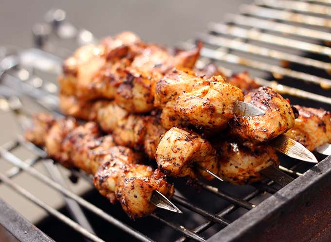 جوجه کباب غذای سنتی ایرانی و بسیار محبوب