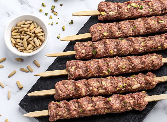تاریخچه این غذای خوشمزه به دوران ناصر الدین شاه بر میگردد!