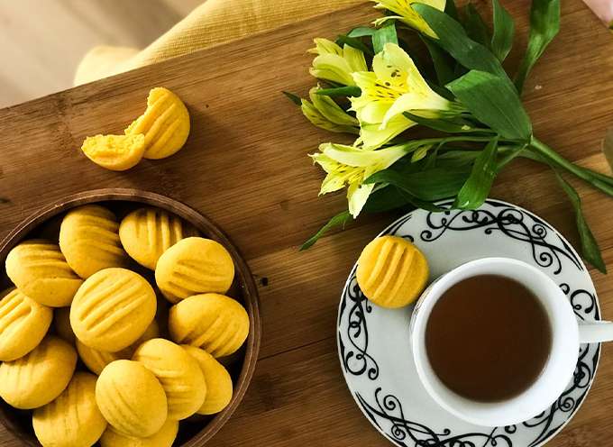 طرز تهیه شیرینی کرهای ترد و خوشمزه