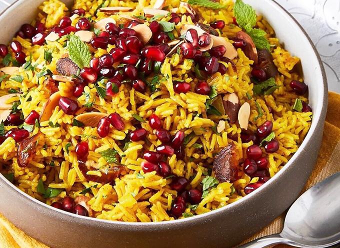 انار پلو یک غذای خوشمزه مخصوص یلدا